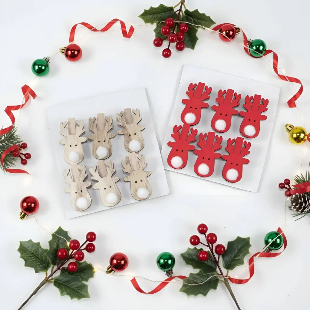 [4326470555151] Clips en Bois motif Rennes (6 pcs)